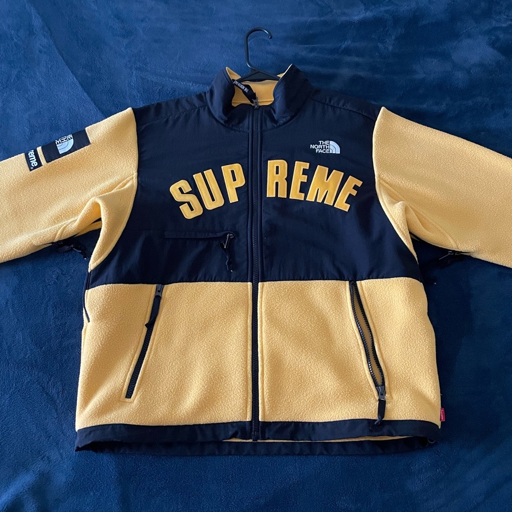 Supreme x TheNorthFace Jacket Yellow